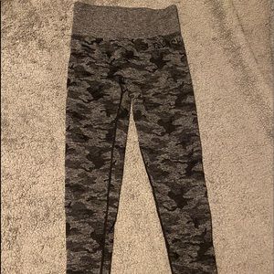 Gymshark camo **TRADE